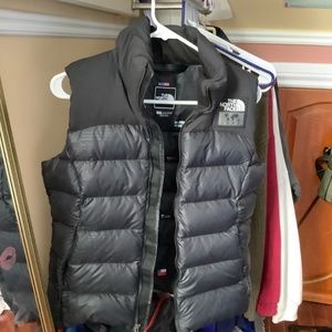 North face puffer vest,black,international collect